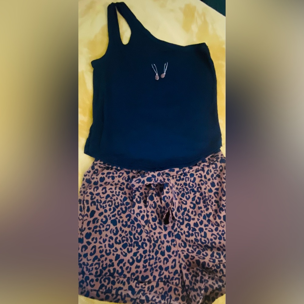 Black One-Shoulder Tank with Leopard Print Shorts and matching earrings